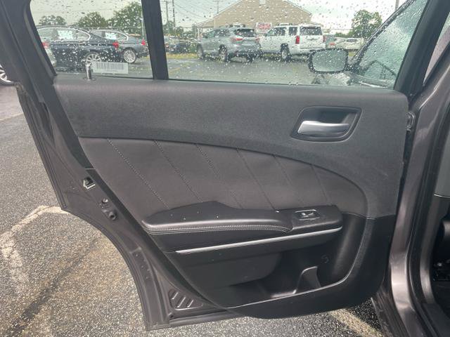 Used 2022 Dodge Charger SXT RWD image 11