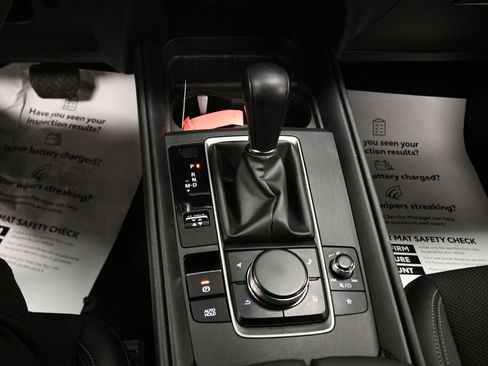 Used 2025 MAZDA CX-50 AWD 2.5 S w/ Preferred Package image 16