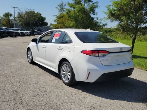 New 2026 Toyota Corolla LE w/ LE Premium Package FWD image 6