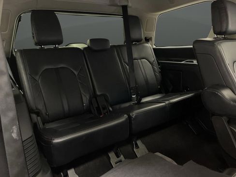 Used 2019 Ford Expedition Platinum image 35