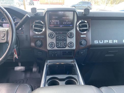 Used 2013 Ford F250 Lariat w/ Lariat Ultimate Pkg image 8