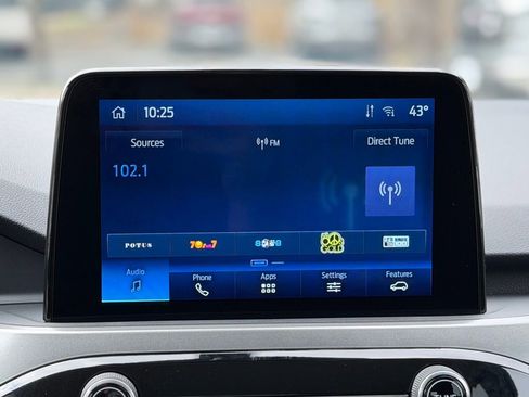 Certified 2025 Ford Escape Active AWD/4WD image 12