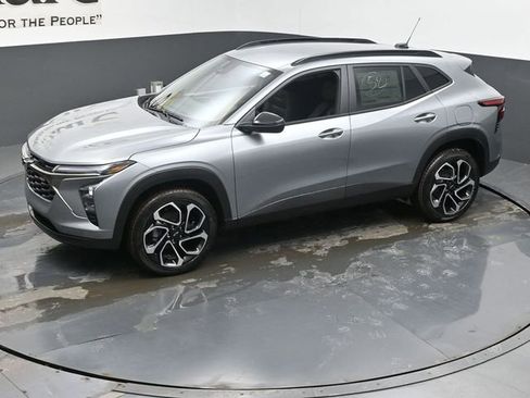 New 2026 Chevrolet Trax RS image 22