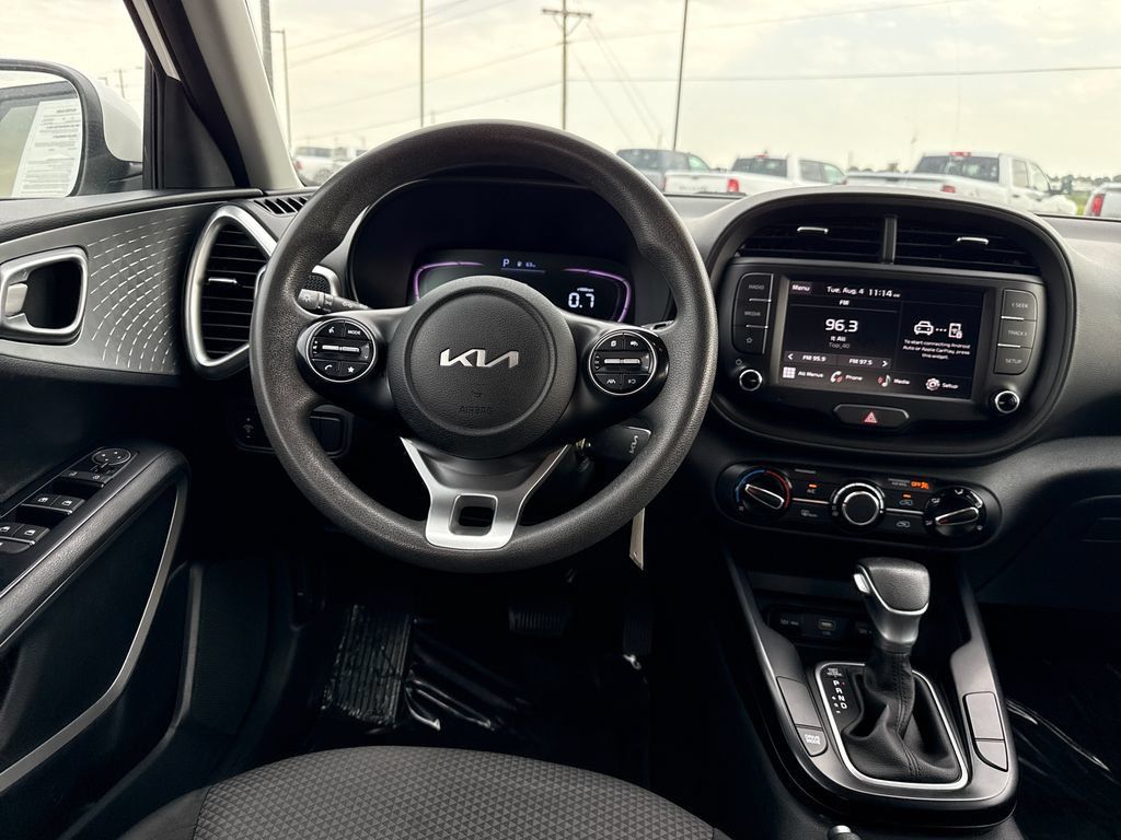 Used 2024 Kia Soul LX w/ Option Group 015 FWD image 13