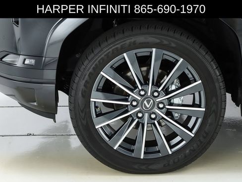 Used 2024 Lexus GX 550 w/ Accessory Package (31) AWD/4WD image 5