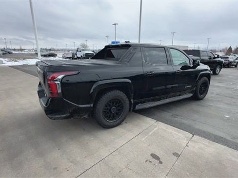 Used 2024 Chevrolet Silverado EV RST image 38