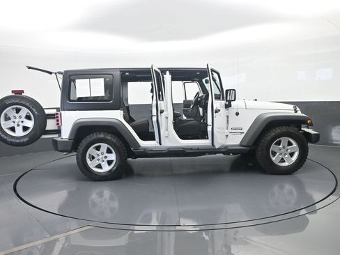 Used 2018 Jeep Wrangler Unlimited Sport S AWD/4WD image 68