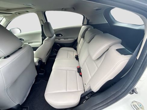 Used 2018 Honda HR-V EX-L image 31