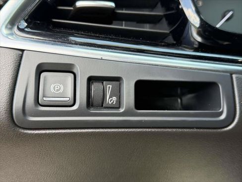 Used 2023 Cadillac XT6 Luxury AWD/4WD image 24