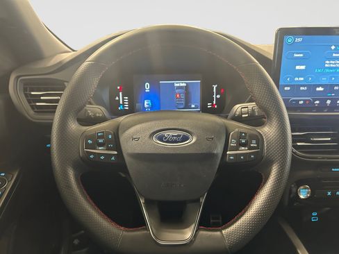 Used 2023 Ford Escape ST-Line FWD image 13