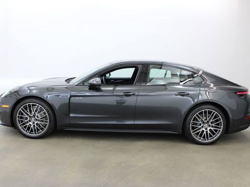New 2025 Porsche Panamera 4 image 2