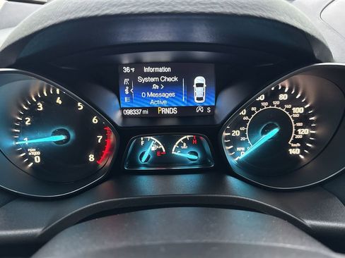 Used 2018 Ford Escape SEL image 10