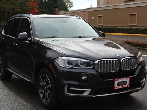 Used 2016 BMW X5 xDrive35i image 9