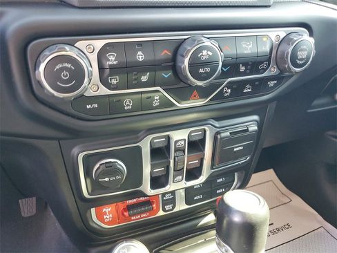 Used 2020 Jeep Gladiator Rubicon image 31