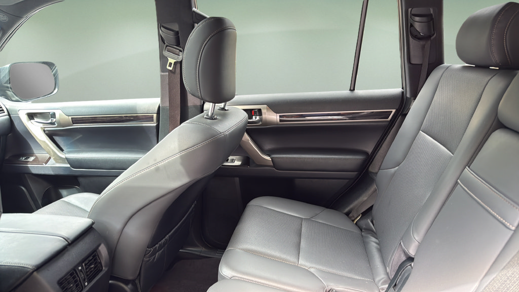 Used 2021 Lexus GX 460 AWD/4WD image 16
