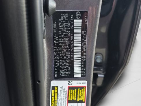 Used 2024 Toyota Camry XLE FWD image 28