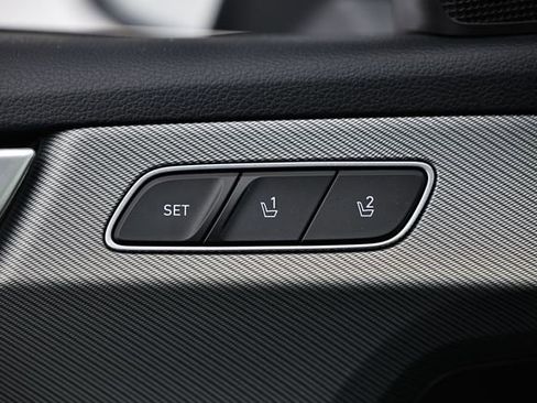 Used 2025 Hyundai Palisade SEL image 16