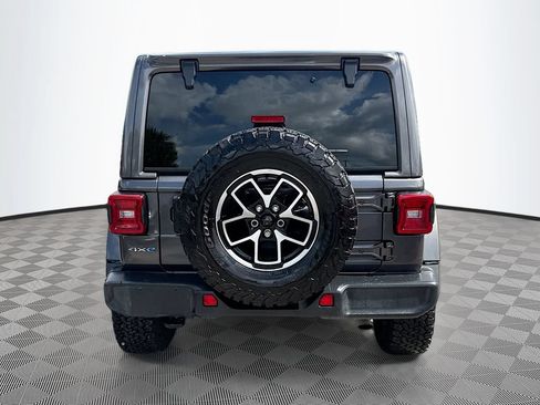 Used 2021 Jeep Wrangler Unlimited Sahara AWD/4WD image 7