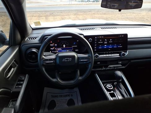 Used 2024 Chevrolet Colorado Trail Boss w/ Technology Package image 10