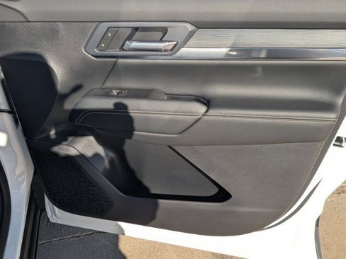 New 2026 GMC Terrain Elevation image 16