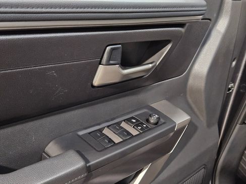 Used 2025 Toyota Tundra SR5 AWD/4WD image 21