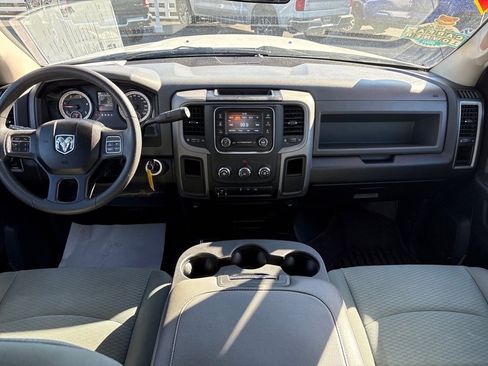 Used 2018 RAM 2500 Tradesman w/ Chrome Appearance Group image 12