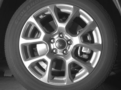 Used 2025 Jeep Compass Limited image 10