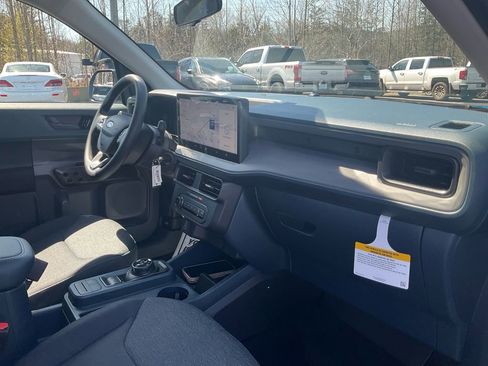 New 2026 Ford Maverick XL image 11