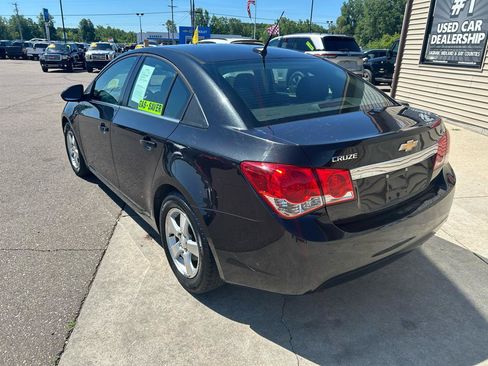 Used 2013 Chevrolet Cruze LT FWD image 7
