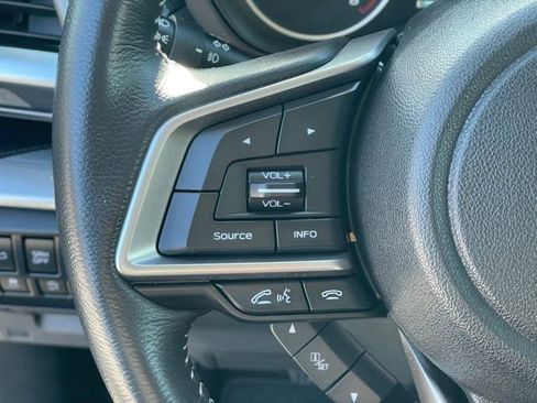 Used 2023 Subaru Outback Limited image 15