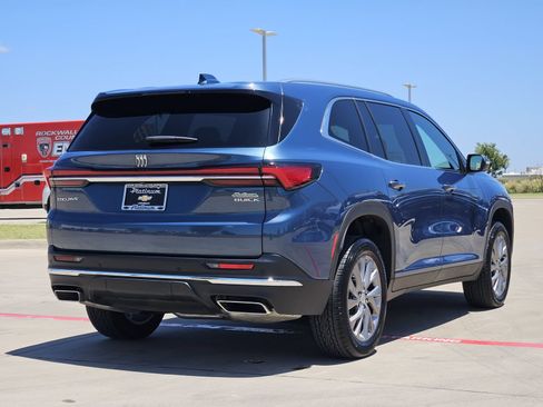 Certified 2026 Buick Enclave Preferred FWD image 5