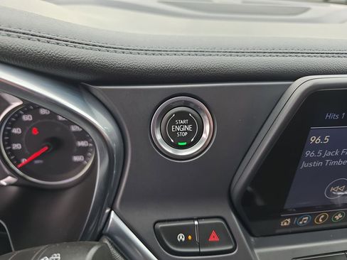 Used 2021 Chevrolet Blazer LT image 18