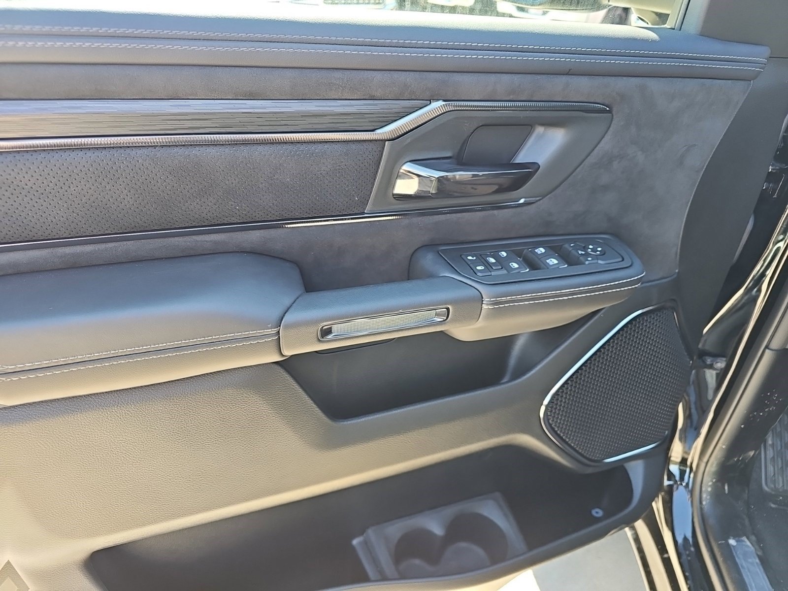 New 2026 RAM 1500 RHO AWD/4WD image 17