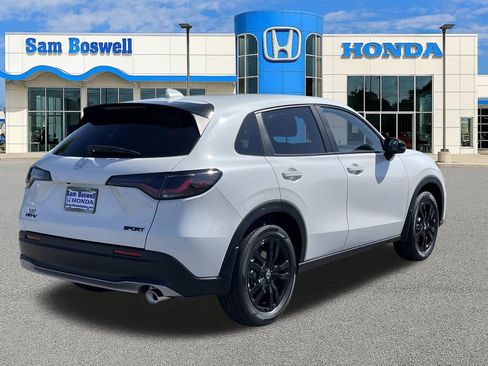 New 2026 Honda HR-V Sport image 3