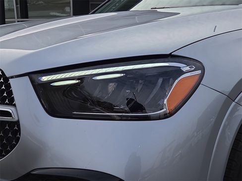 Certified 2026 Mercedes-Benz GLE 350 4MATIC image 9