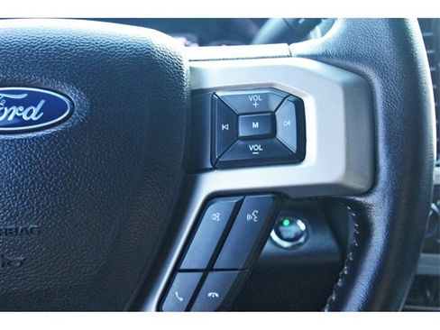 Used 2022 Ford F250 Lariat w/ Tremor Off-Road Package image 19