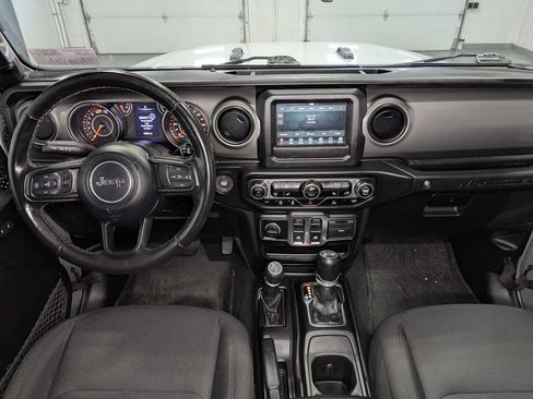 Used 2023 Jeep Wrangler Sport AWD/4WD image 16