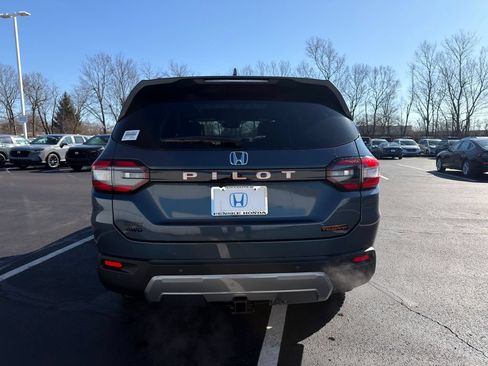 Used 2026 Honda Pilot TrailSport image 4