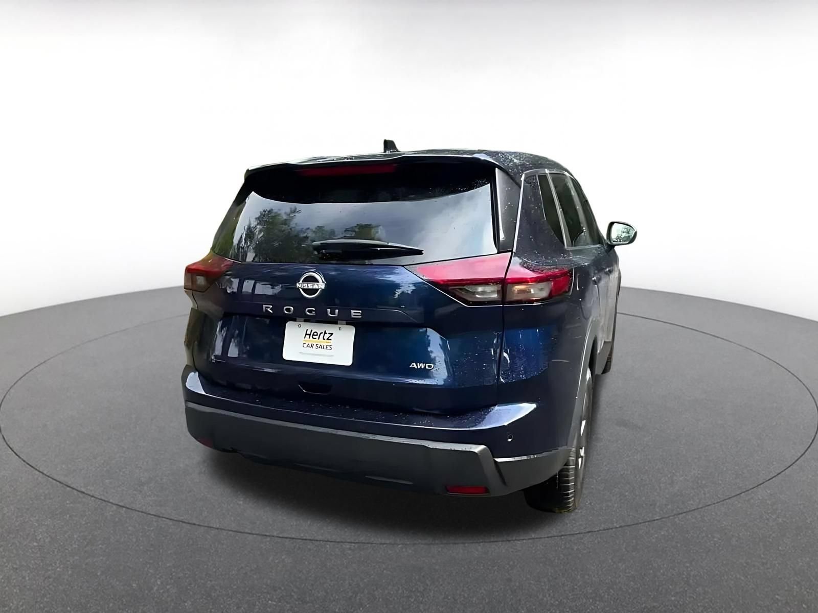 Used 2025 Nissan Rogue SV AWD/4WD image 13
