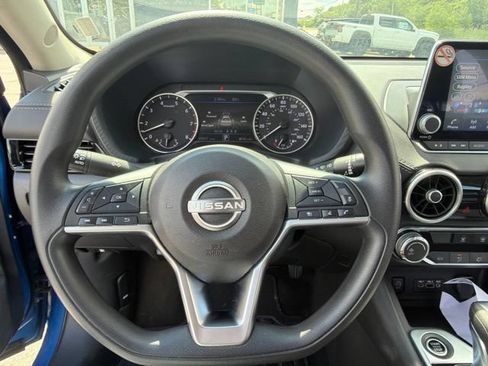 Used 2024 Nissan Sentra SV FWD image 14