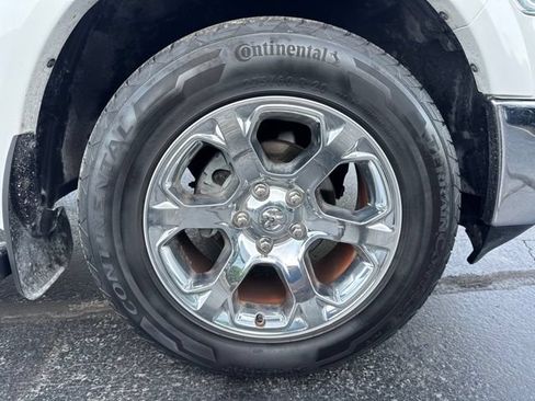 Used 2015 RAM 1500 Laramie w/ Convenience Group AWD/4WD image 31