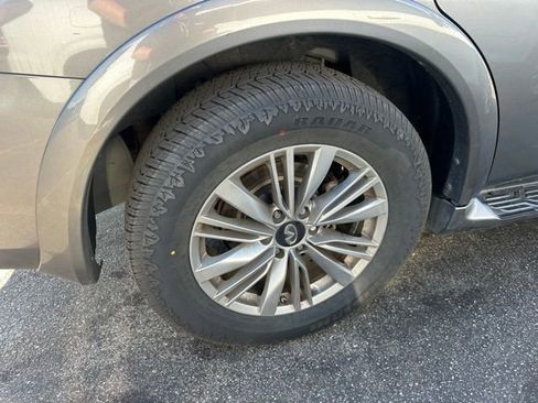 Used 2019 INFINITI QX80 Luxe image 18