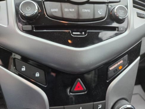 Used 2014 Chevrolet Cruze LT FWD image 31