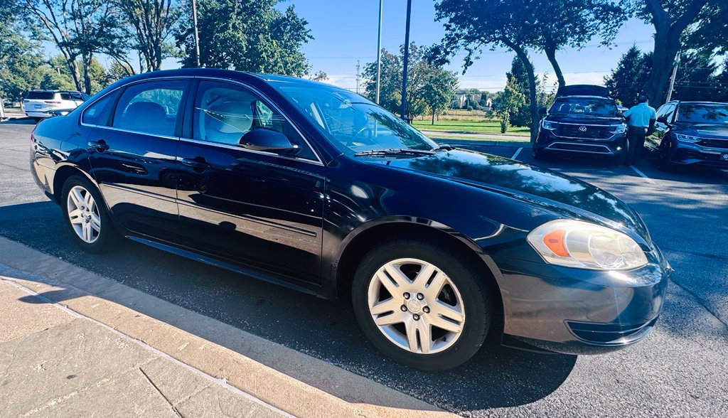 Used 2012 Chevrolet Impala LT w/ LT Sunroof Package FWD image 5