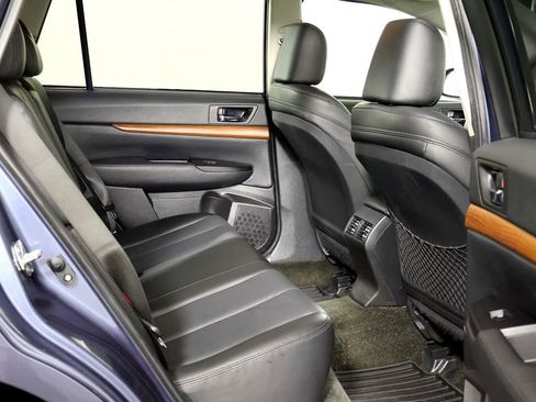 Used 2013 Subaru Outback 2.5i Limited w/ Moonroof Pkg image 46