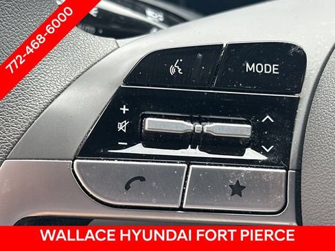 Used 2024 Hyundai Elantra SEL FWD image 25