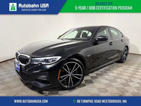 Used 2022 BMW 330e xDrive w/ M Sport Package AWD/4WD image 1