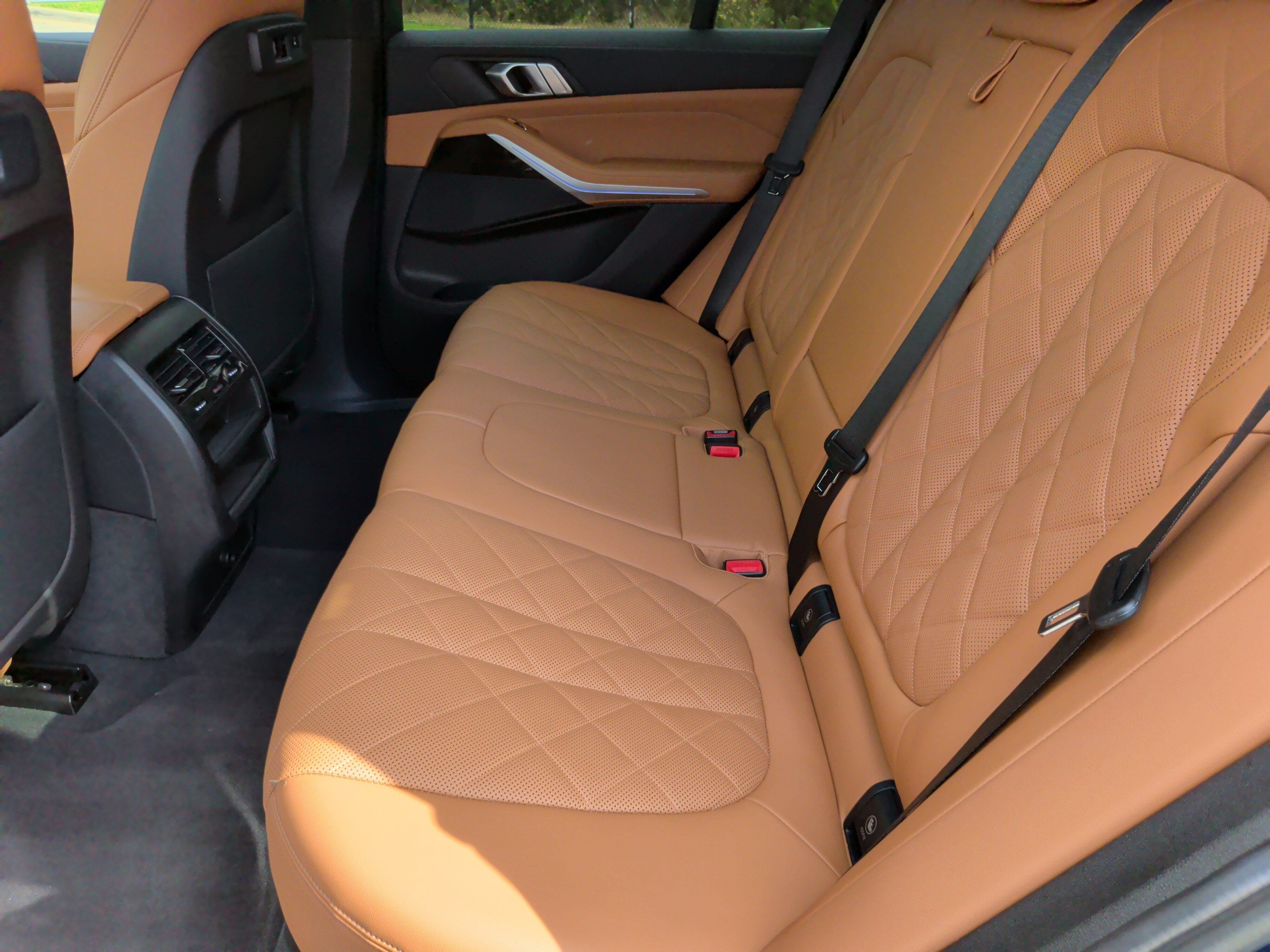 Used 2023 BMW X5 sDrive40i w/ Premium Package RWD image 39