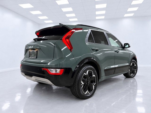 Used 2023 Kia Niro Wind w/ Wind Preserve Package FWD image 11