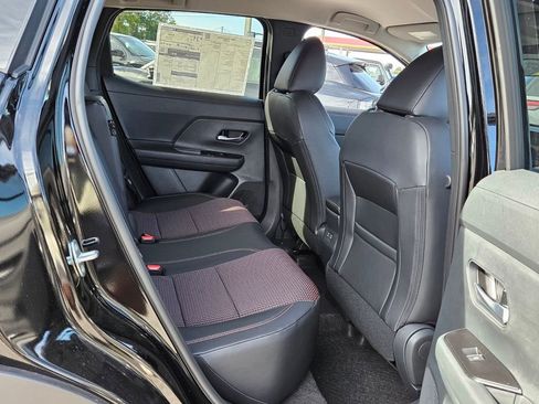 New 2026 Nissan Kicks SR FWD image 12